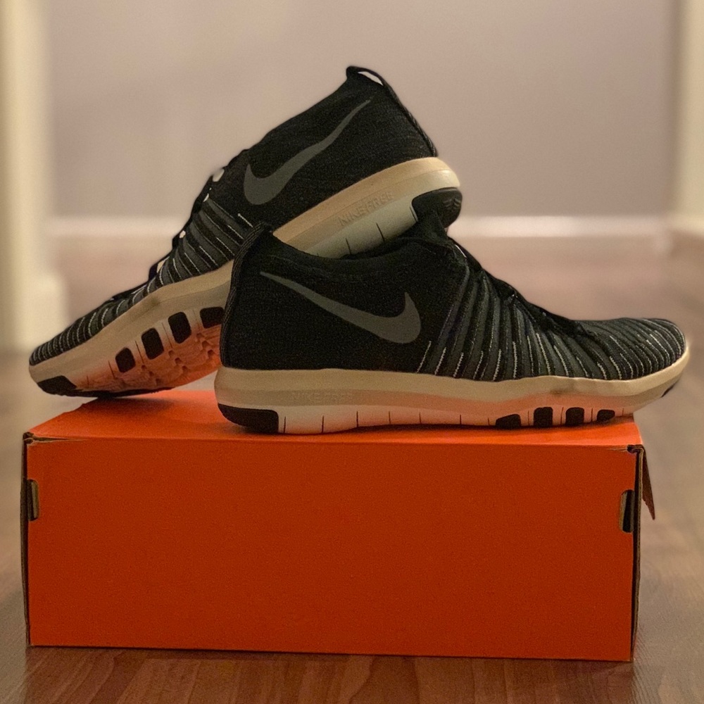 Nike Free Transform Flyknit (Women’s size 7.5)
